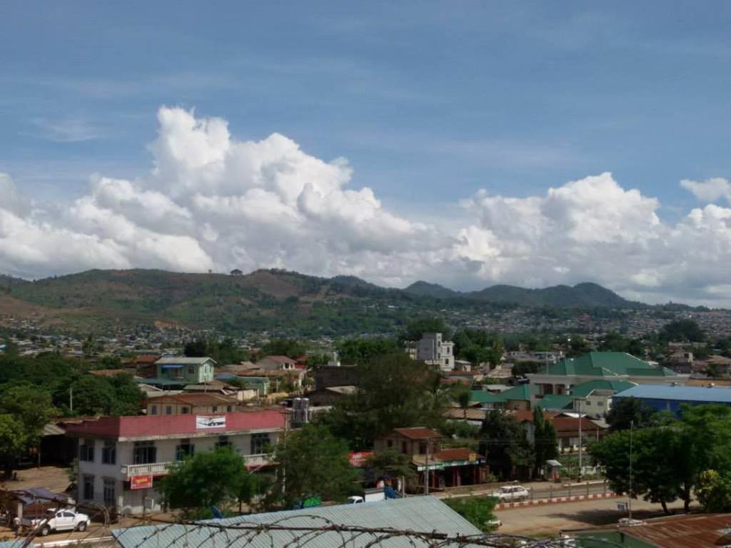 Golden Hill Hotel - Lashio ภายนอก รูปภาพ